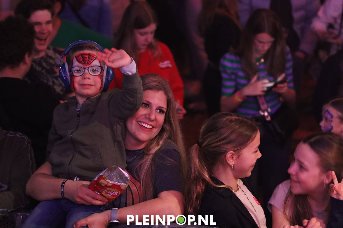 Publiek Zondag DEEL 2       (17)